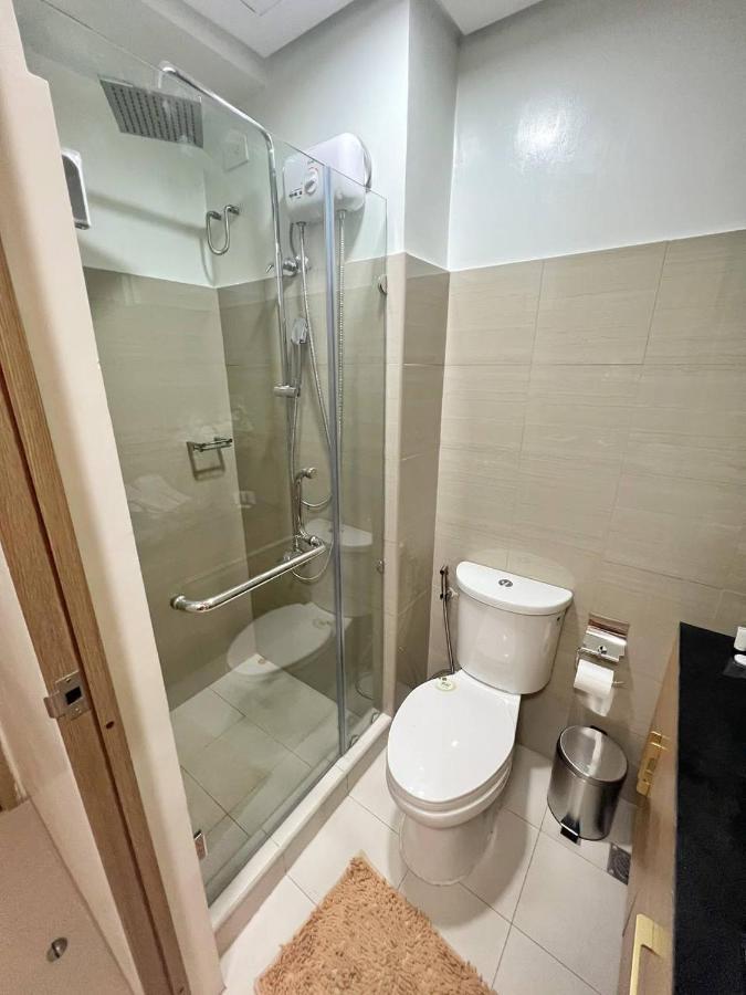 M&M Condostay At Shore 2 Residences Tower 2 Pasay City มะนิลา ภายนอก รูปภาพ